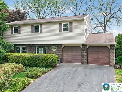 1189 Bluestone Dr
