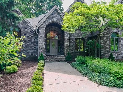 9323 Regency Woods Dr