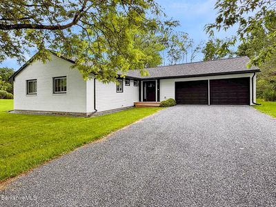 73 Candlewood Dr