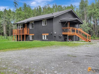 Property at 1100 N Retreat Ave, Palmer, AK