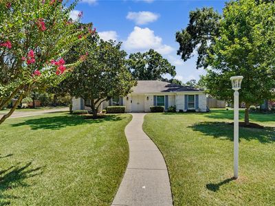 1010 Beachcomber Ln