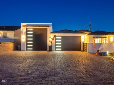 2990 Baylor Dr