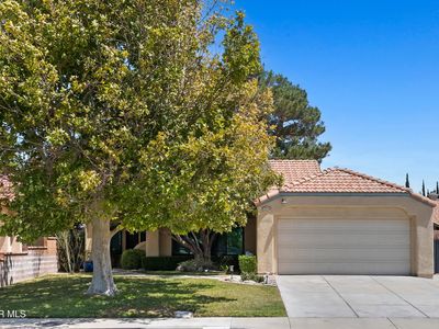 Property at 44236 27th St W, Lancaster, CA