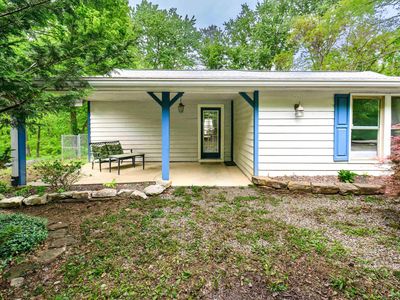5889 E State Road 46