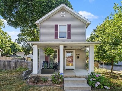 1250 Ford Ave NE