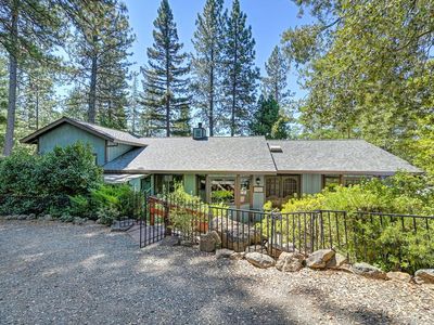 900 Coyote Creek Rd