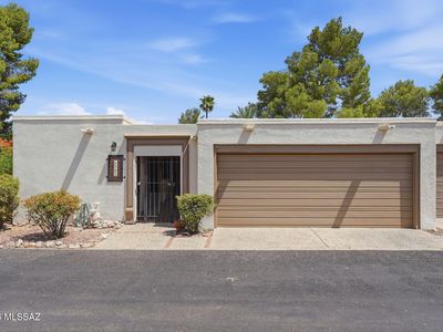 6904 E Camino Del Dorado