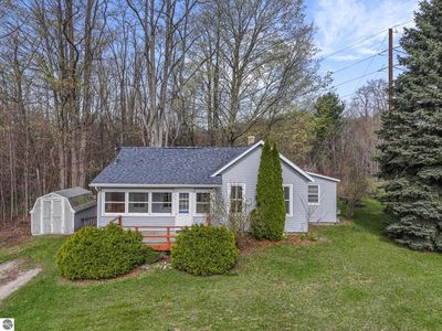 7186 Cairn Hwy
