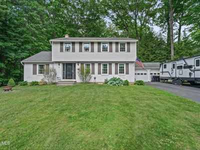 9 Parkwood Drive