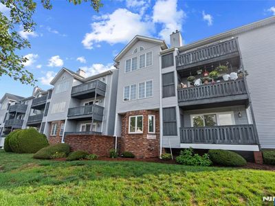 900 Van Houten Avenue