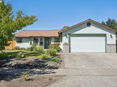 Property at 1733 NE Coburn Dr, McMinnville, OR