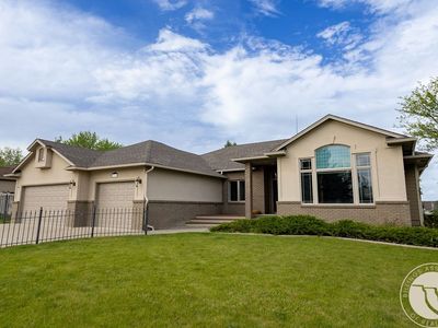 2113 Skyview Dr