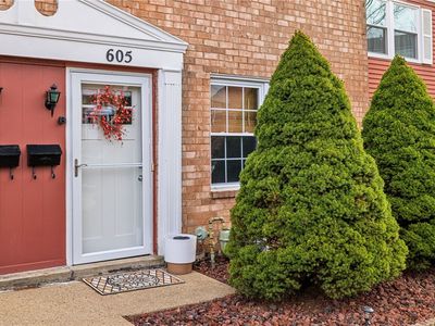 Property at 605 Hickory Cir N, Canonsburg, PA