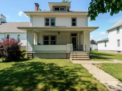 Property at 104 E 4th St, Gridley, IL