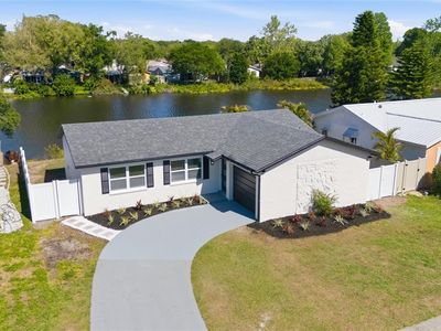 1423 Chesterfield Dr
