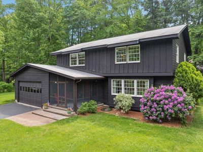 11 Parkhurst Drive