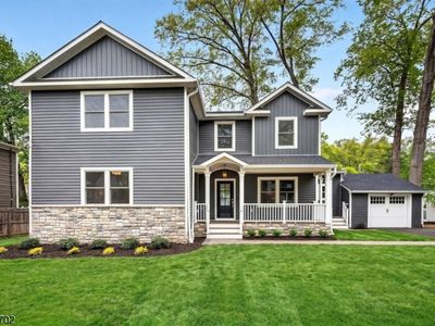 85 Pleasant Ave