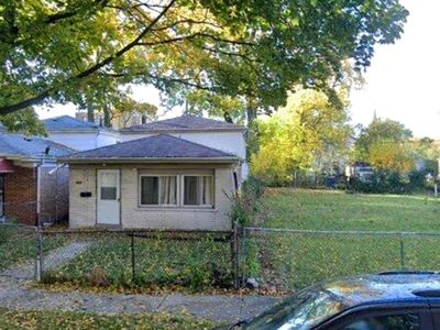 827 W 53rd Pl