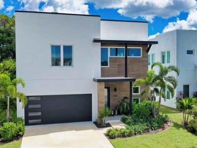 4726 RIVETTA COURT