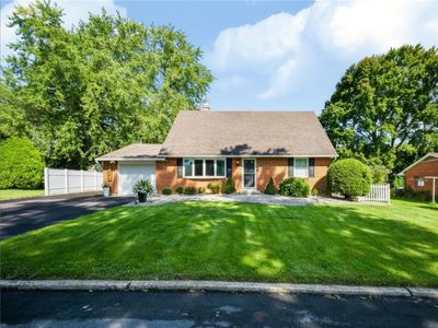 1242 Walnut Ln