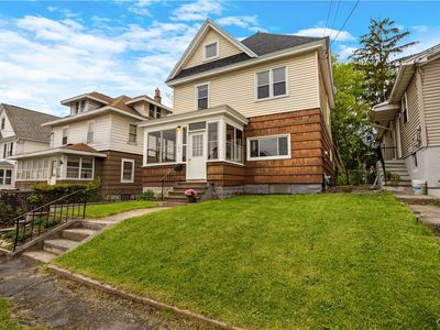 135 Ashdale Ave