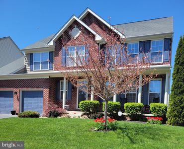 5004 Switzer Barn Ln
