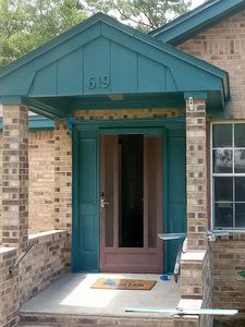 619 Howard Ave