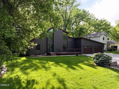 1509 River Dr NE