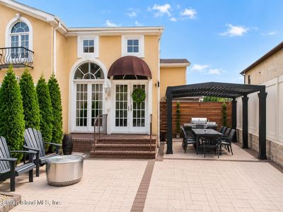 427 Tennyson Dr