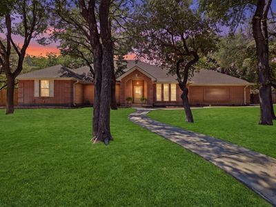 128 Oakwood Ct