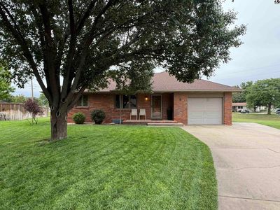 6 Banyard Dr