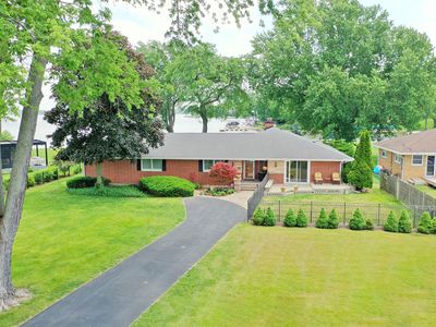 905 River Terrace Dr