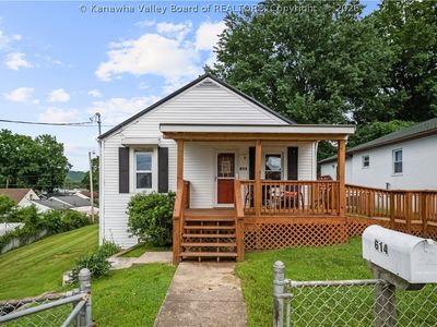 614 Abney St