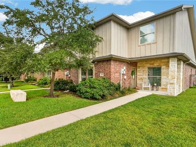 3633 Kenyon Dr