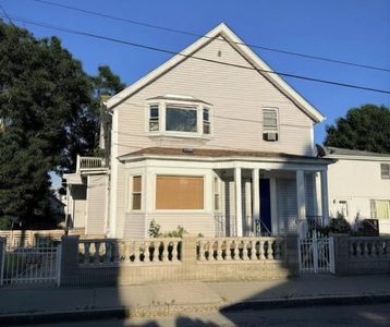158 Jackson St