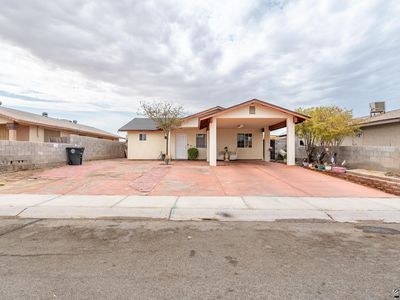 1869 E Kennedy Ln