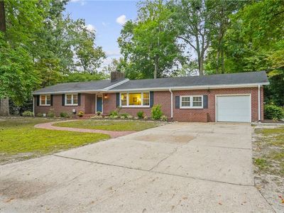 3105 E Cheltingham Pl