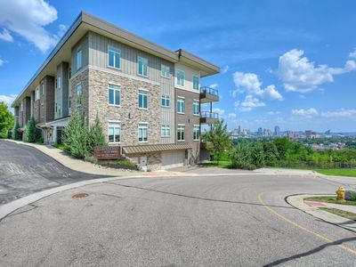 1130 Shavano Dr APT 12