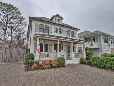 1002B Woodmont Blvd