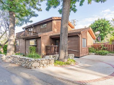 6078 Pepper Tree Ln