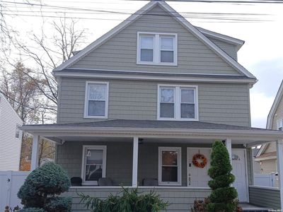 94 Underhill Avenue