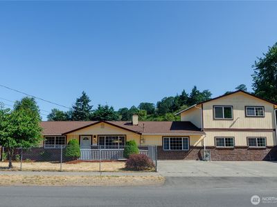 2401 S 62nd Street
