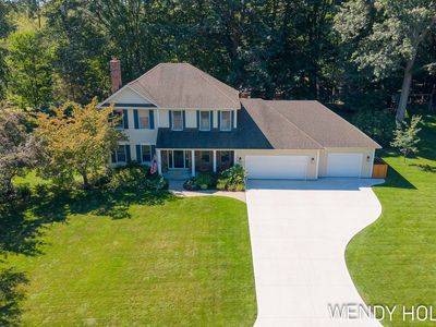 2066 Woodlark Dr