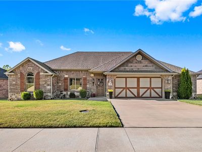 593 Parkside Cv