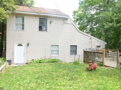 10 Allaire Rd