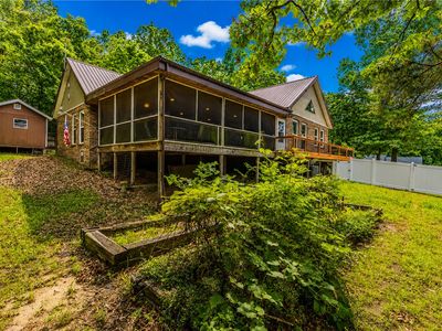 185 Glenwood Cir