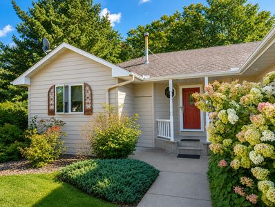 641 Stewart Ct