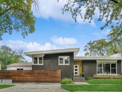 2804 W Rascher Ave