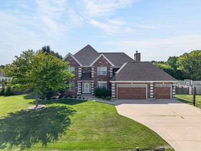 661 Hickman Ln
