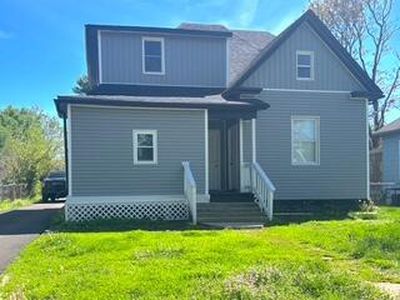 944 W Central Street